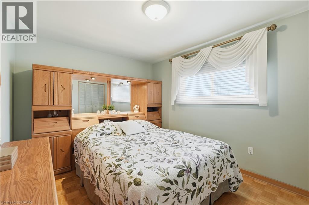 4 TILBURY Court, Hamilton, Ontario, L8T2M4 — Photo 20