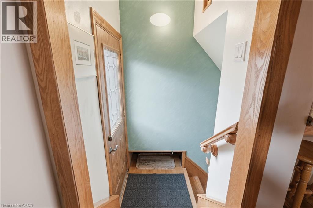 4 TILBURY Court, Hamilton, Ontario, L8T2M4 — Photo 27