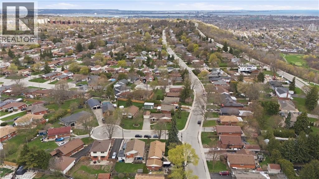 4 TILBURY Court, Hamilton, Ontario, L8T2M4 — Photo 45