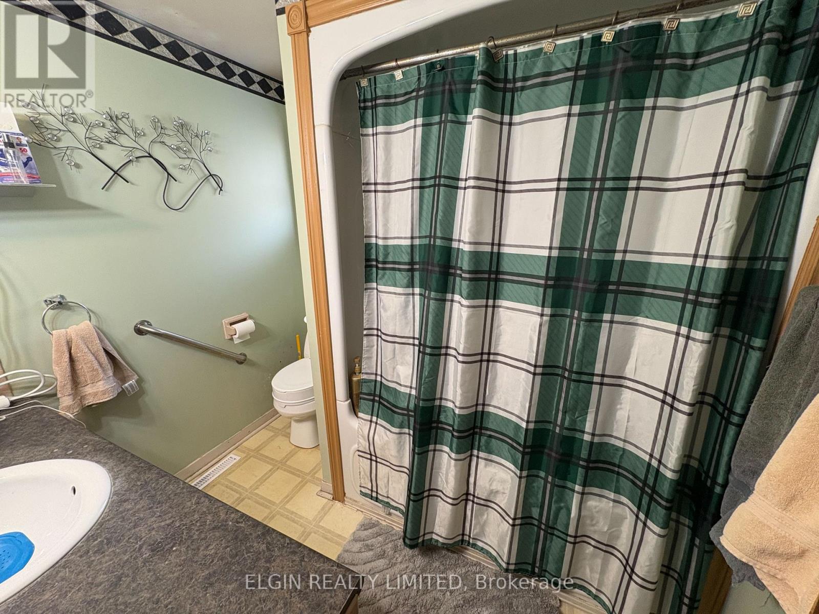 14 GLANWORTH AVENUE, St. Thomas, Ontario, N5R1E7 — Photo 12