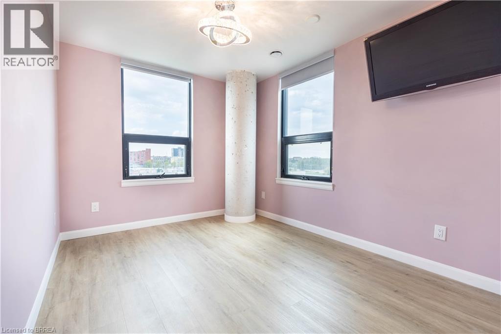 7 ERIE Avenue Unit# 603, Brantford, Ontario, N3S2E7 — Photo 9