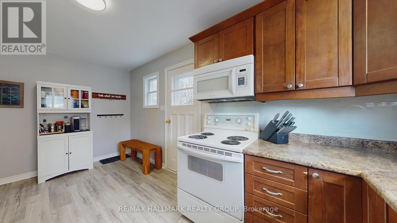 24 SCHOFIELD AVENUE, Brockville, Ontario, K6V4M5 — Photo 13