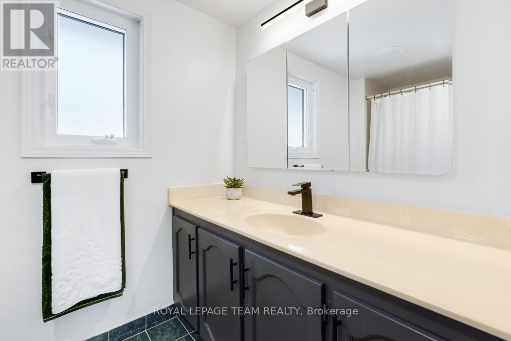 28 HOLITMAN DRIVE, Ottawa, Ontario, K2J2A9 — Photo 16