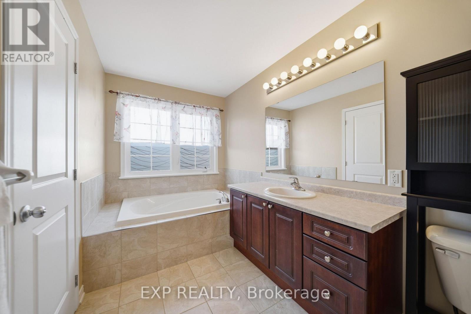 587 PEPPERVILLE CRESCENT, Ottawa, Ontario, K2M0E7 — Photo 18