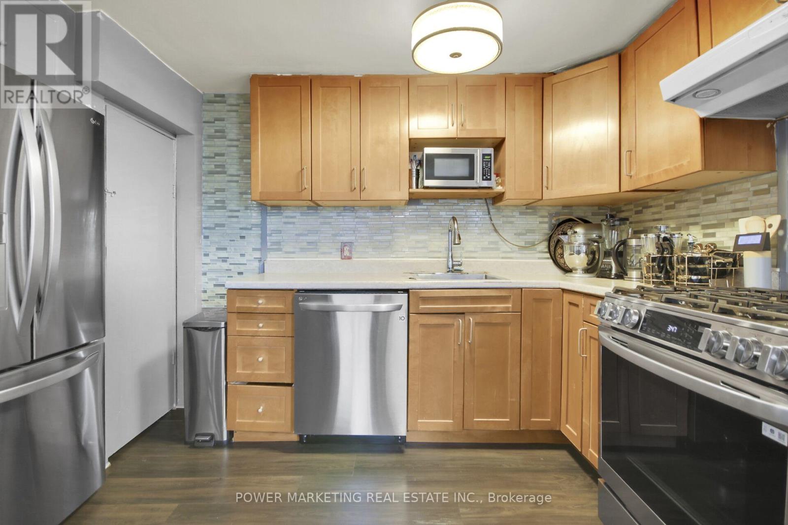 78 ORMOND STREET, Brockville, Ontario, K6V2K6 — Photo 5