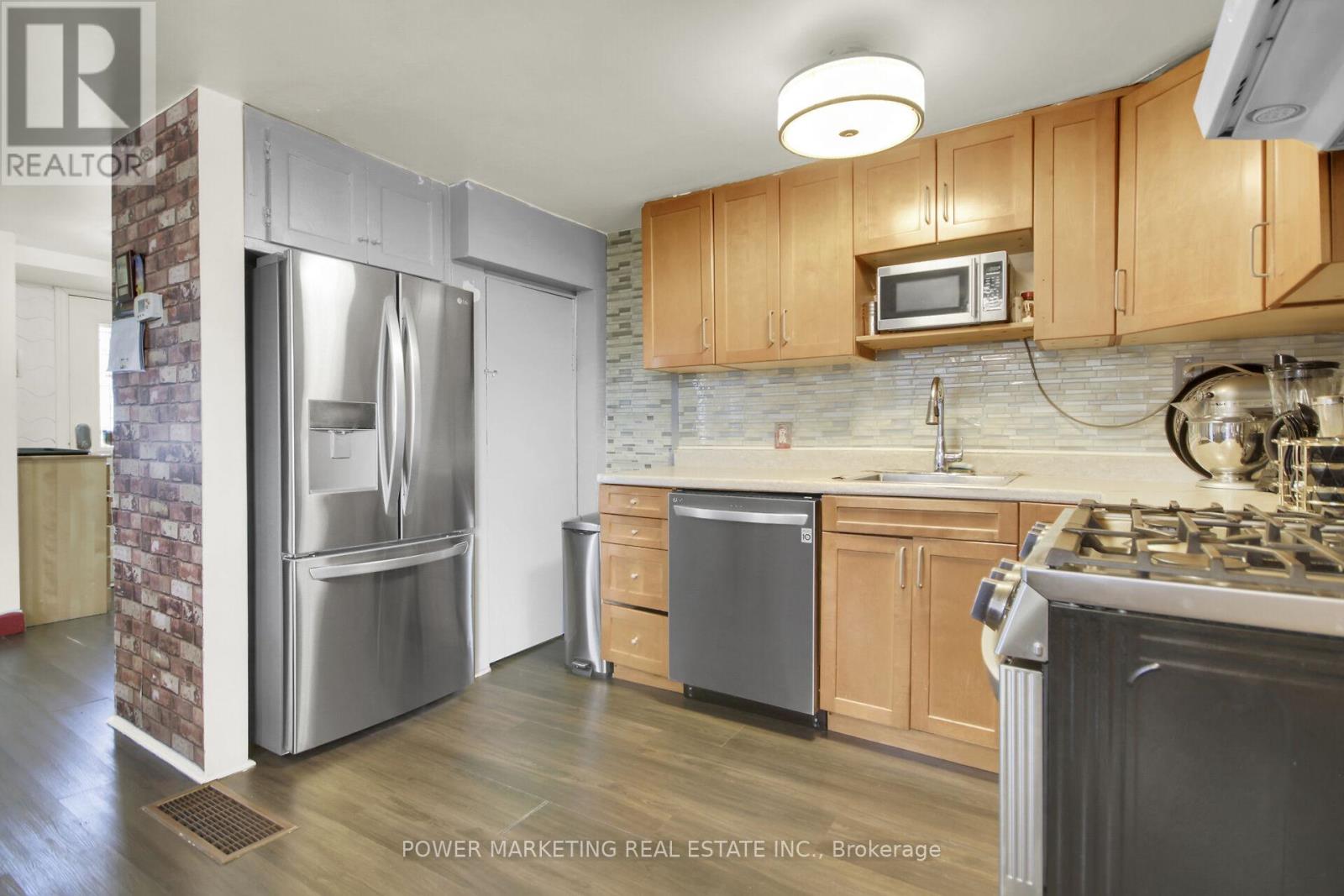 78 ORMOND STREET, Brockville, Ontario, K6V2K6 — Photo 7