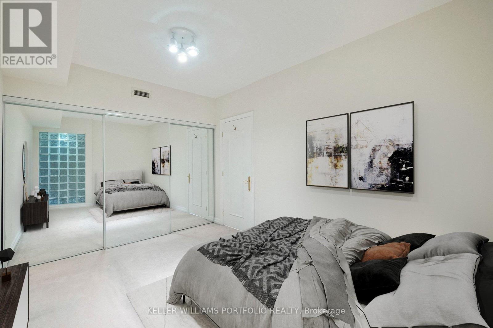 702 - 2727 YONGE STREET, Toronto (Lawrence Park South), Ontario, M4N3R6 — Photo 9