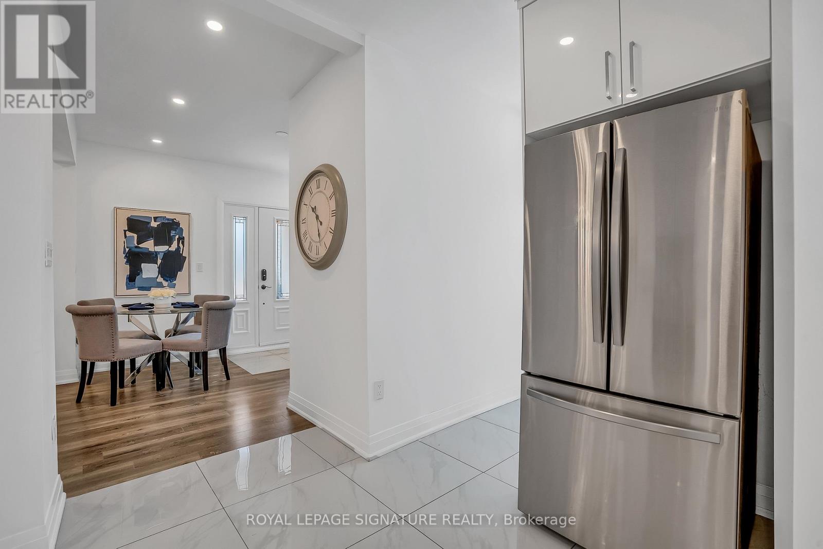 70 CLOVELLY AVENUE, Toronto (Oakwood Village), Ontario, M6C1Y3 — Photo 14