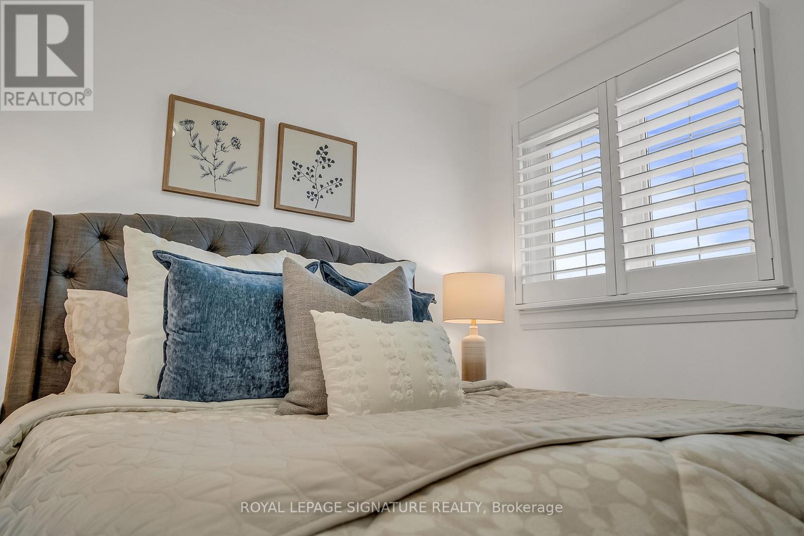 70 CLOVELLY AVENUE, Toronto (Oakwood Village), Ontario, M6C1Y3 — Photo 19