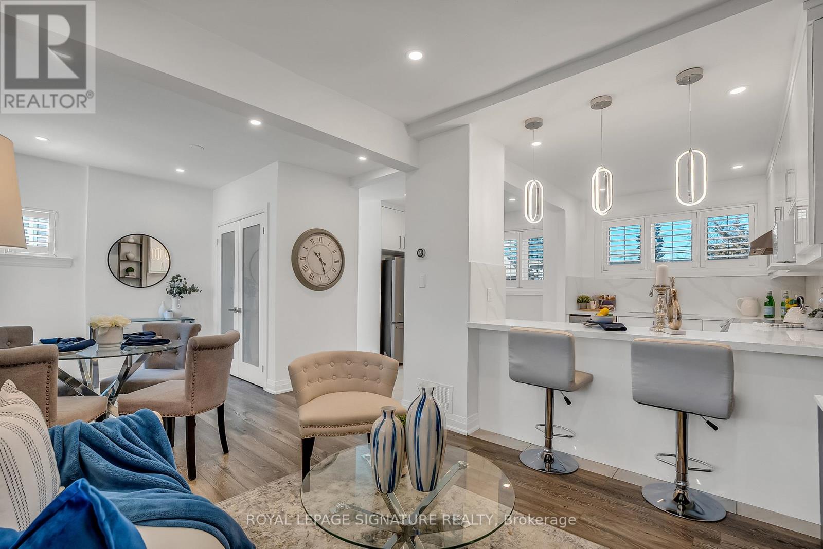 70 CLOVELLY AVENUE, Toronto (Oakwood Village), Ontario, M6C1Y3 — Photo 9