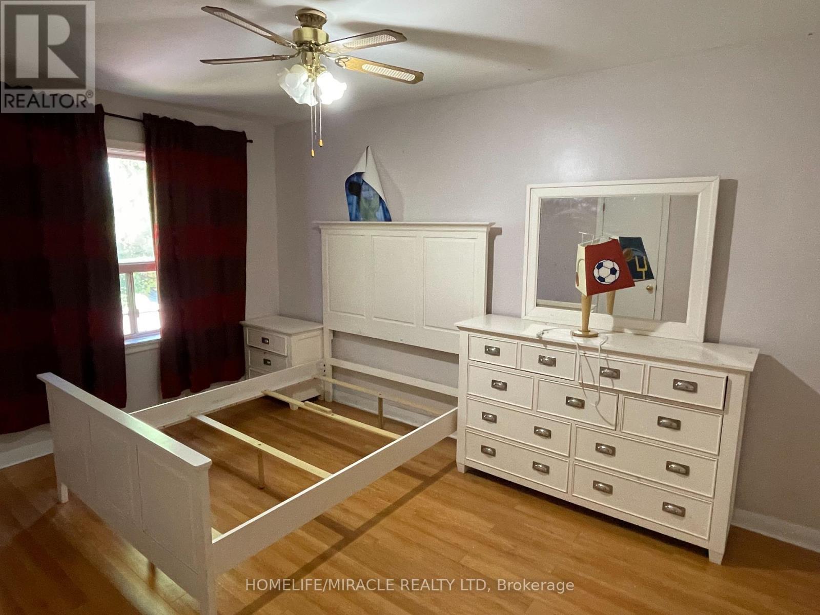 MAIN FLOOR - 45 MARTORINO DRIVE, Toronto (Kennedy Park), Ontario, M1K2J3 — Photo 12