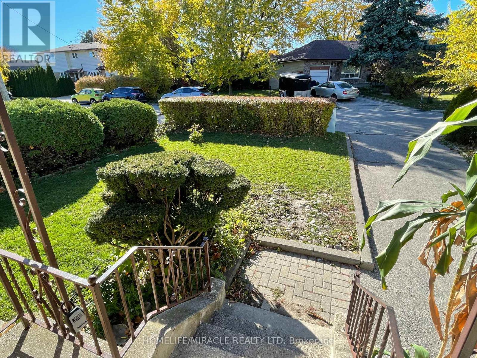 MAIN FLOOR - 45 MARTORINO DRIVE, Toronto (Kennedy Park), Ontario, M1K2J3 — Photo 15