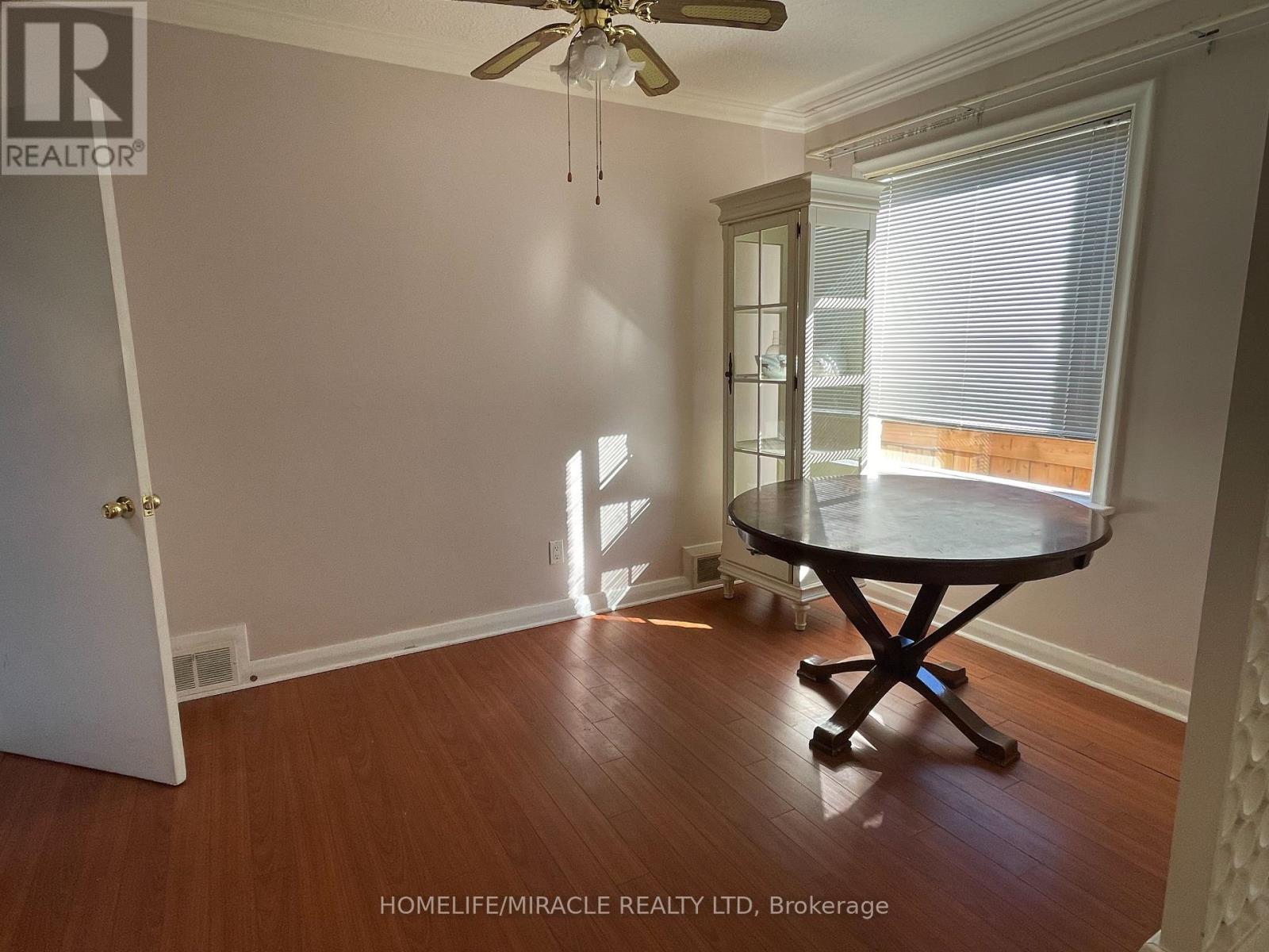MAIN FLOOR - 45 MARTORINO DRIVE, Toronto (Kennedy Park), Ontario, M1K2J3 — Photo 5