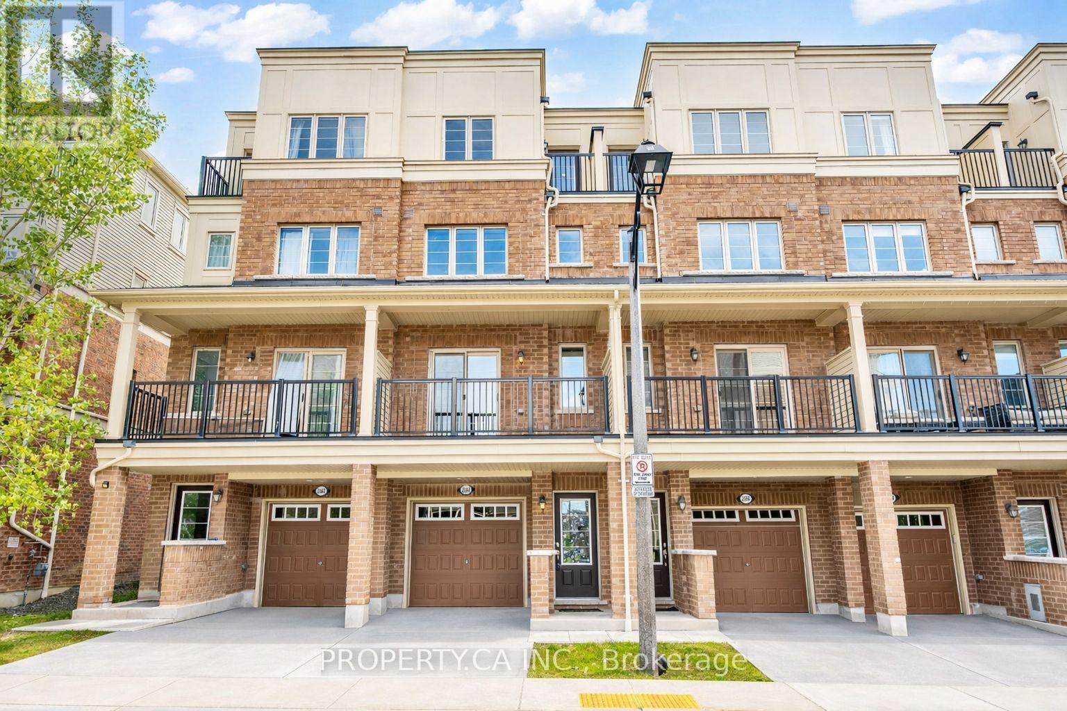 2564 ROSEDROP PATH, Oshawa (Windfields), Ontario, L1L0L1 — Photo 2