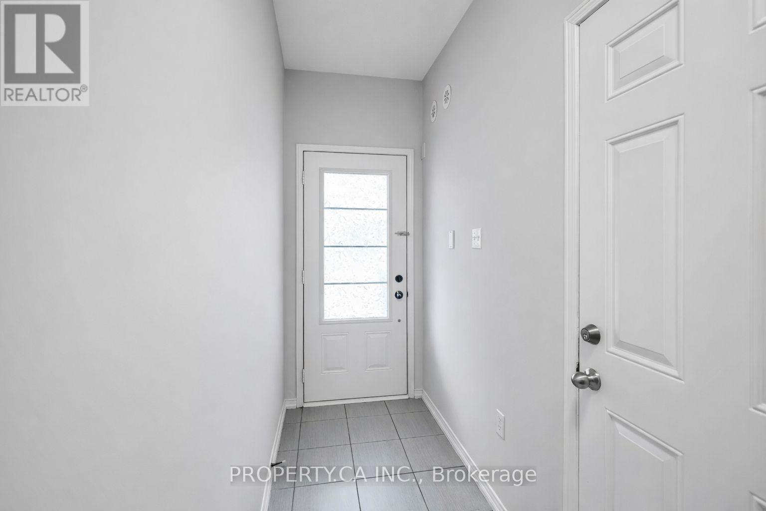 2564 ROSEDROP PATH, Oshawa (Windfields), Ontario, L1L0L1 — Photo 4