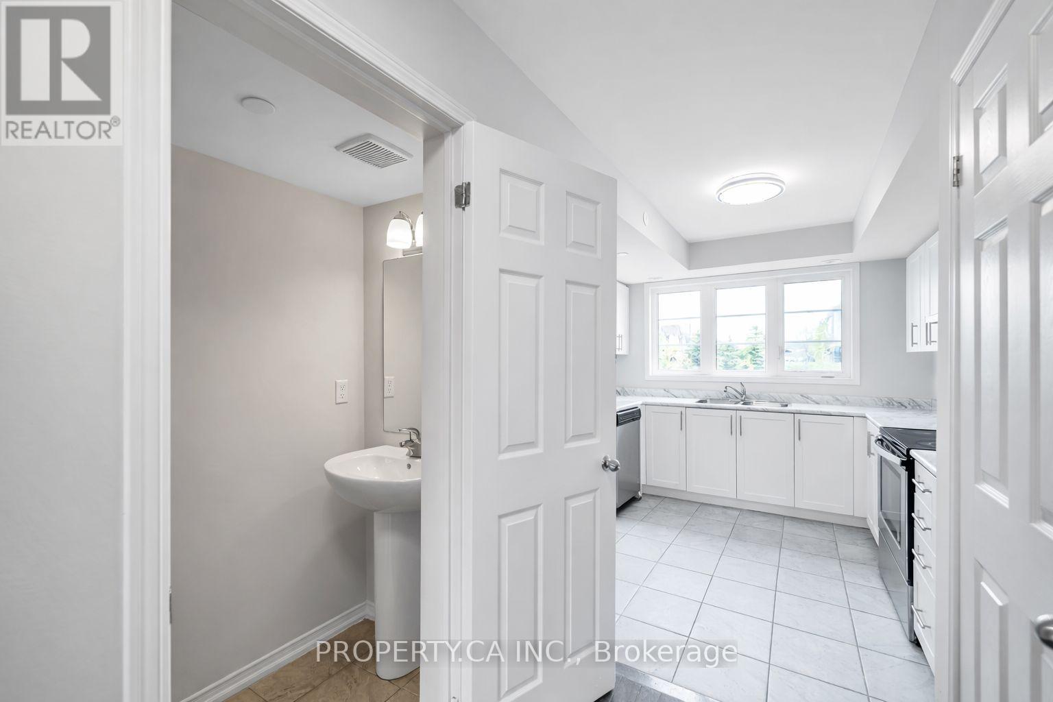 2564 ROSEDROP PATH, Oshawa (Windfields), Ontario, L1L0L1 — Photo 8