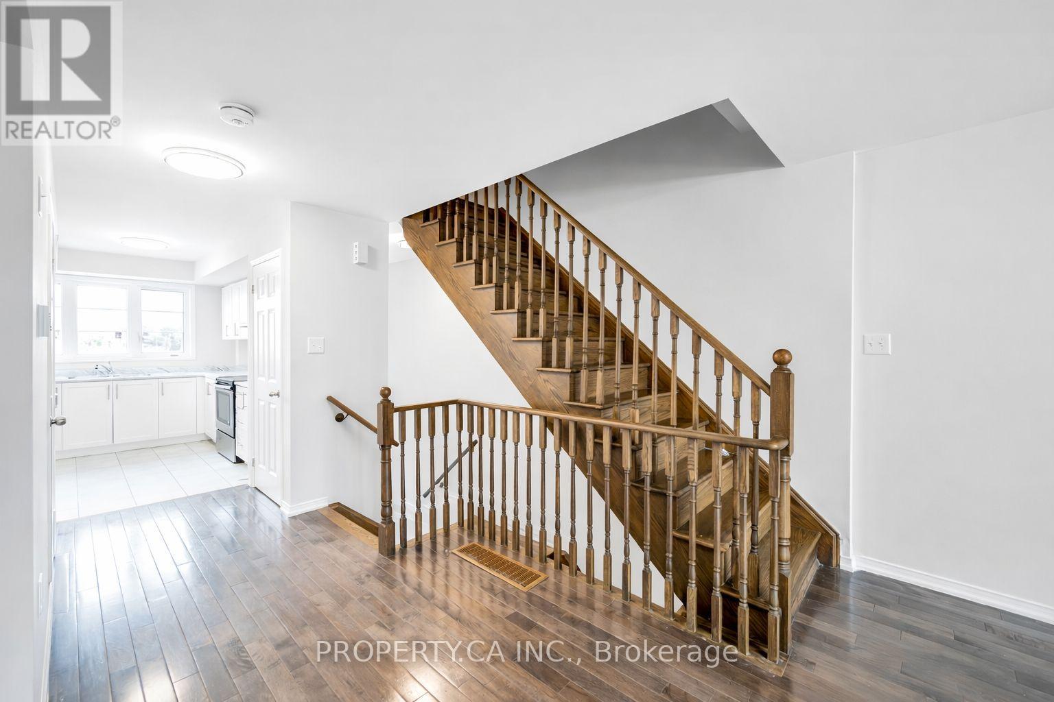 2564 ROSEDROP PATH, Oshawa (Windfields), Ontario, L1L0L1 — Photo 9