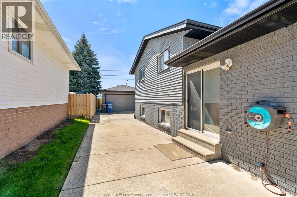 2707 ALEXIS ROAD, Windsor, Ontario, N8W4A1 — Photo 37
