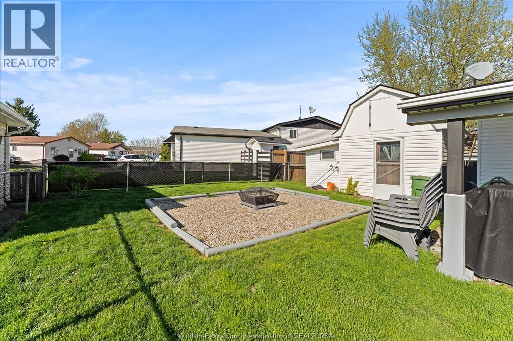 10 HAWTHORNE, McGregor, Ontario, N0R1J0 — Photo 32