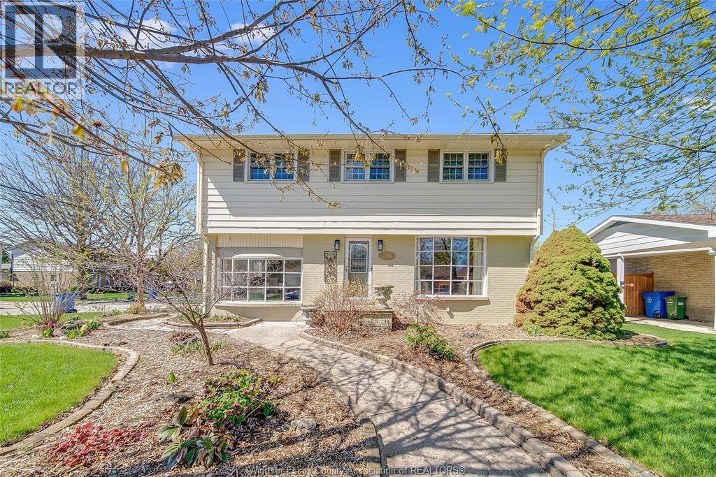 391 BETTY DRIVE, Windsor, Ontario, N8S3W9 — Photo 2