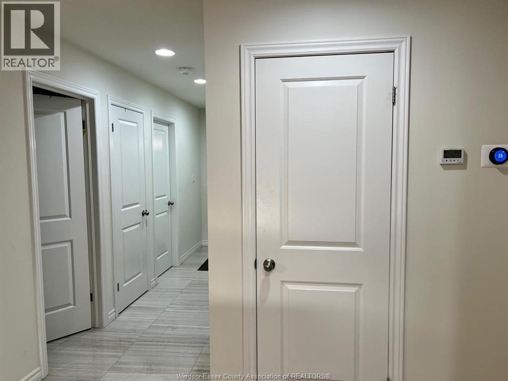 1109 PEABODY AVENUE, Windsor, Ontario, N9P0C7 — Photo 8