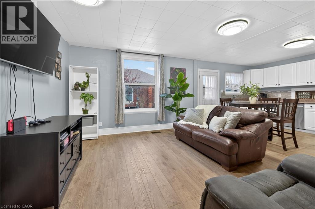 149 ELGIN Street, Brantford, Ontario, N3A5A4 — Photo 8