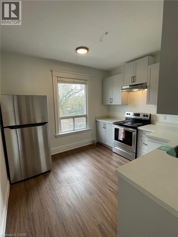 100 DUNSMURE Road Unit# 2, Hamilton, Ontario, L8M1S4 — Photo 3