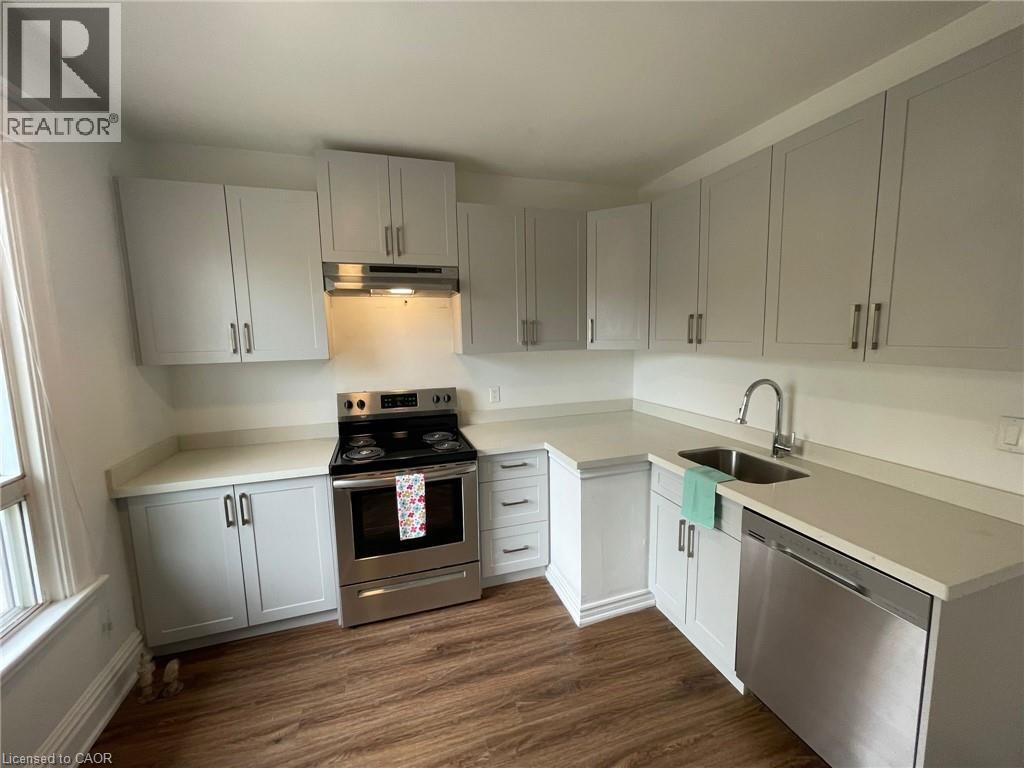 100 DUNSMURE Road Unit# 2, Hamilton, Ontario, L8M1S4 — Photo 5