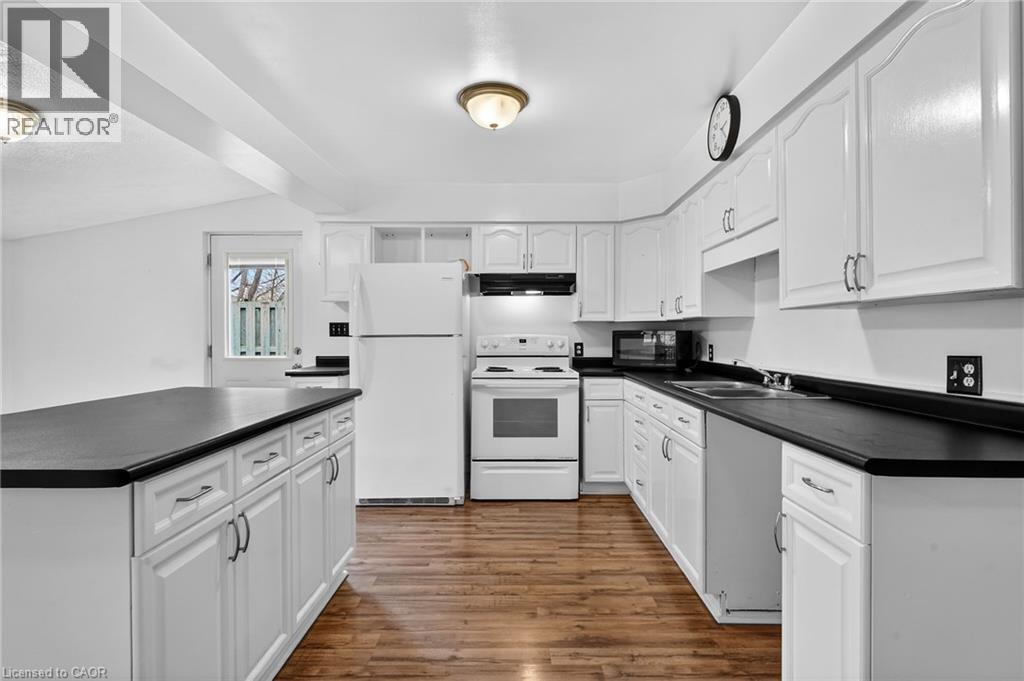 93 WALNUT Street, Brantford, Ontario, N3T1H3 — Photo 12