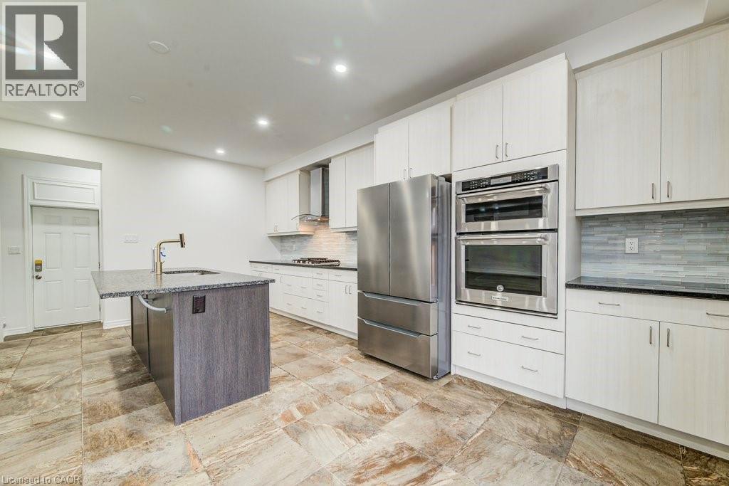 11 COMPASS Trail, Cambridge, Ontario, N3E0B7 — Photo 15