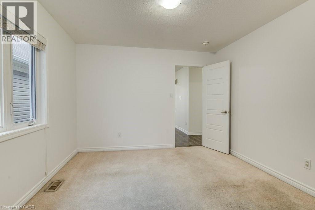 11 COMPASS Trail, Cambridge, Ontario, N3E0B7 — Photo 24