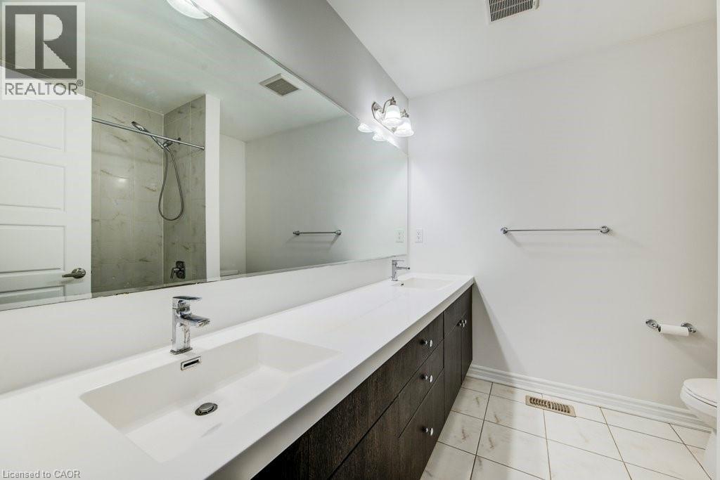 11 COMPASS Trail, Cambridge, Ontario, N3E0B7 — Photo 33