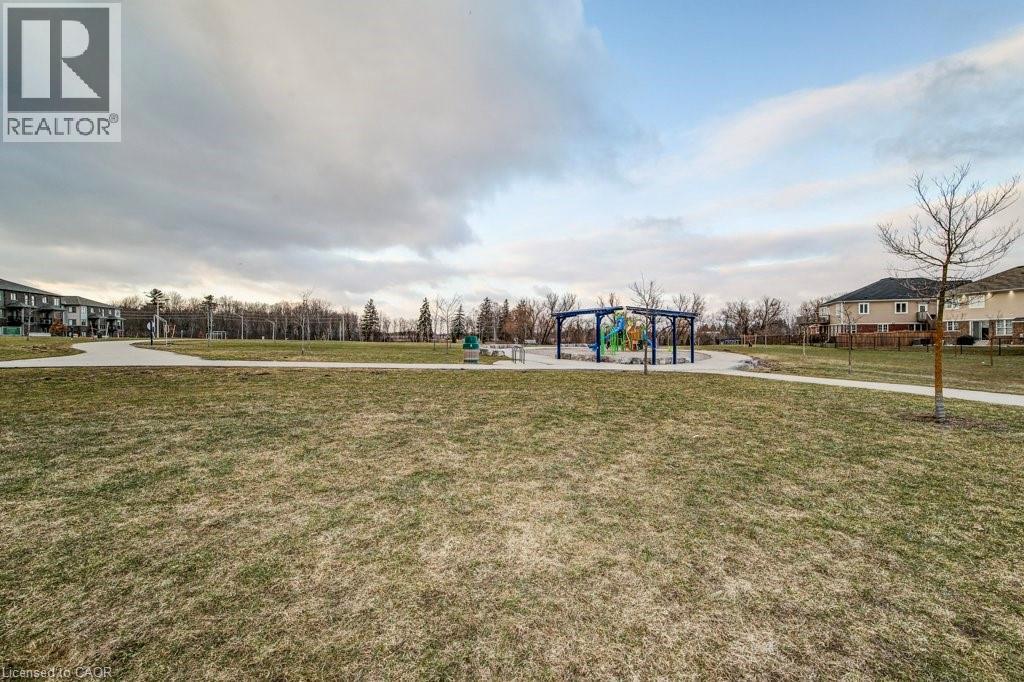 11 COMPASS Trail, Cambridge, Ontario, N3E0B7 — Photo 44