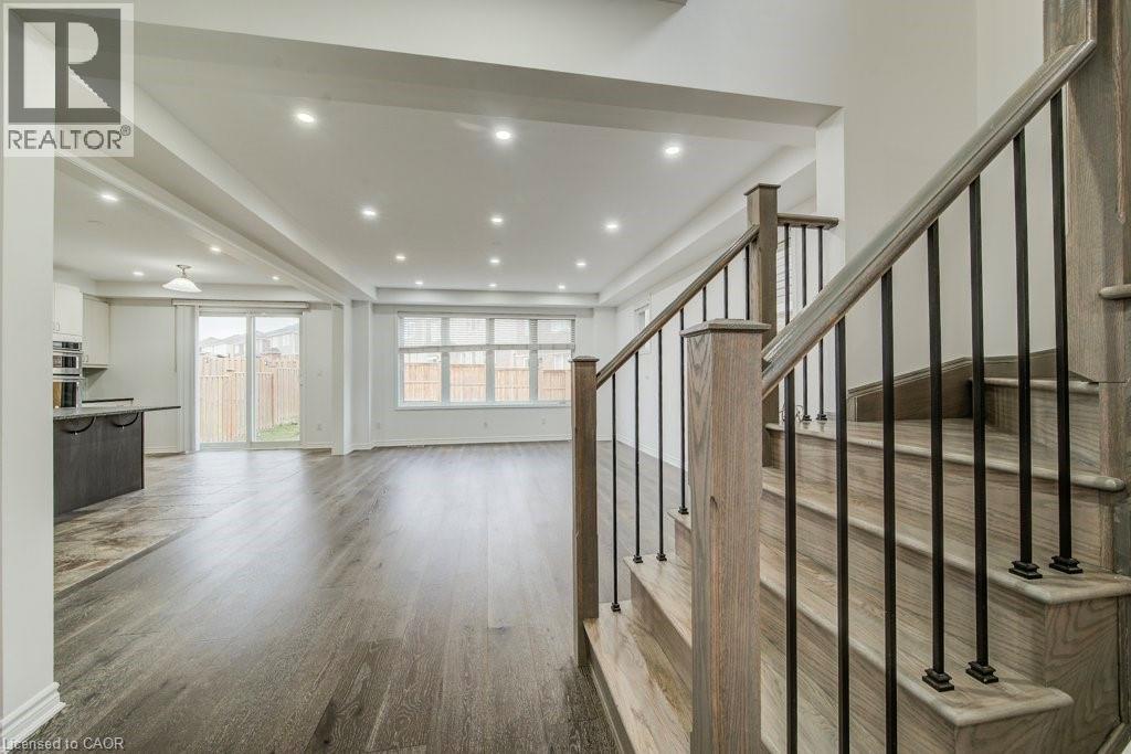 11 COMPASS Trail, Cambridge, Ontario, N3E0B7 — Photo 6