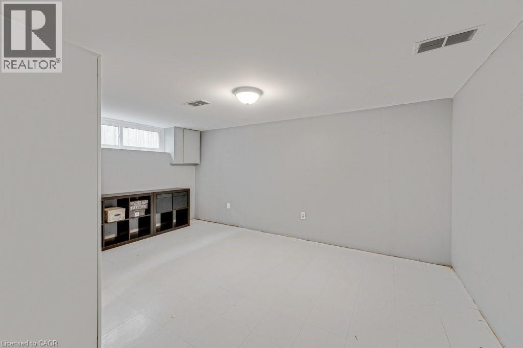 602 STEPHENS Crescent, Oakville, Ontario, L6K1Y3 — Photo 23