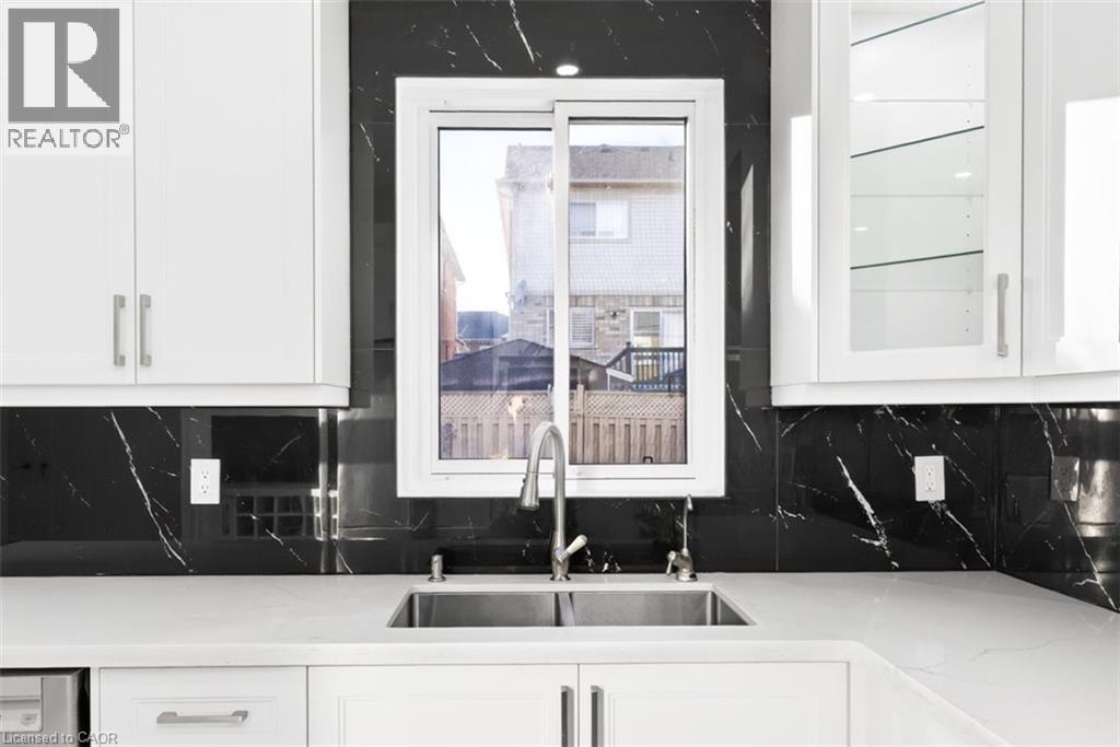 1017 WOODWARD Avenue, Milton, Ontario, L9T5Y2 — Photo 10