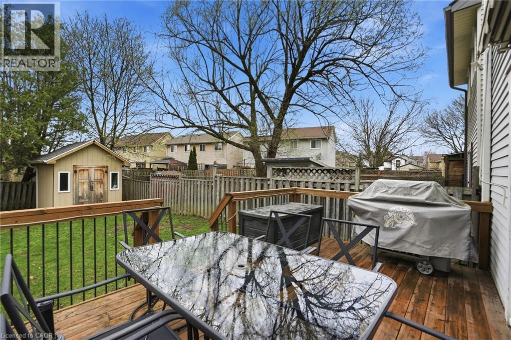 16 ENFIELD Crescent, Brantford, Ontario, N3P1B2 — Photo 31