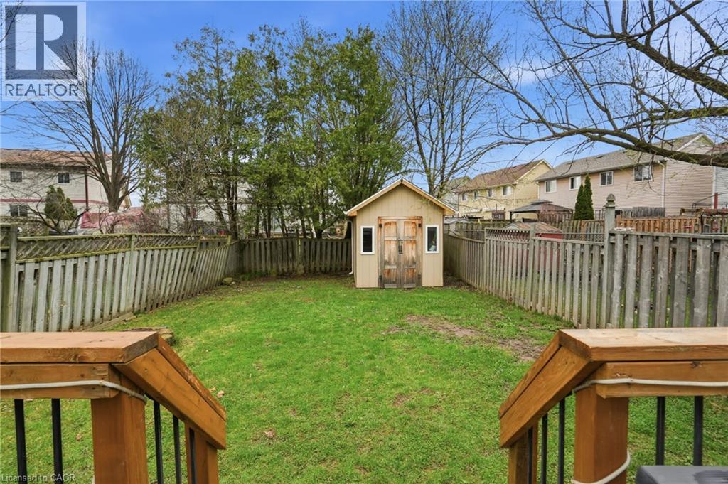 16 ENFIELD Crescent, Brantford, Ontario, N3P1B2 — Photo 34