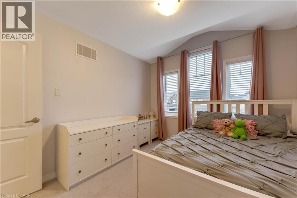 21 POSTMASTER Drive, Kitchener, Ontario, N2R0J2 — Photo 25