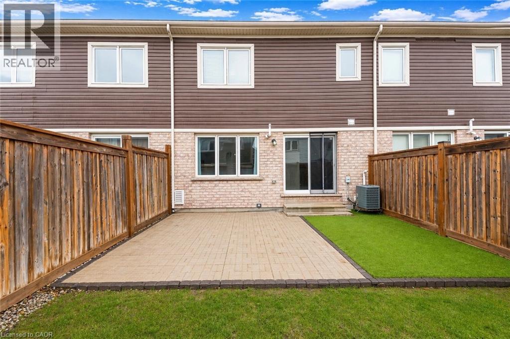 21 POSTMASTER Drive, Kitchener, Ontario, N2R0J2 — Photo 31