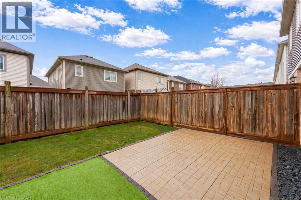 21 POSTMASTER Drive, Kitchener, Ontario, N2R0J2 — Photo 32