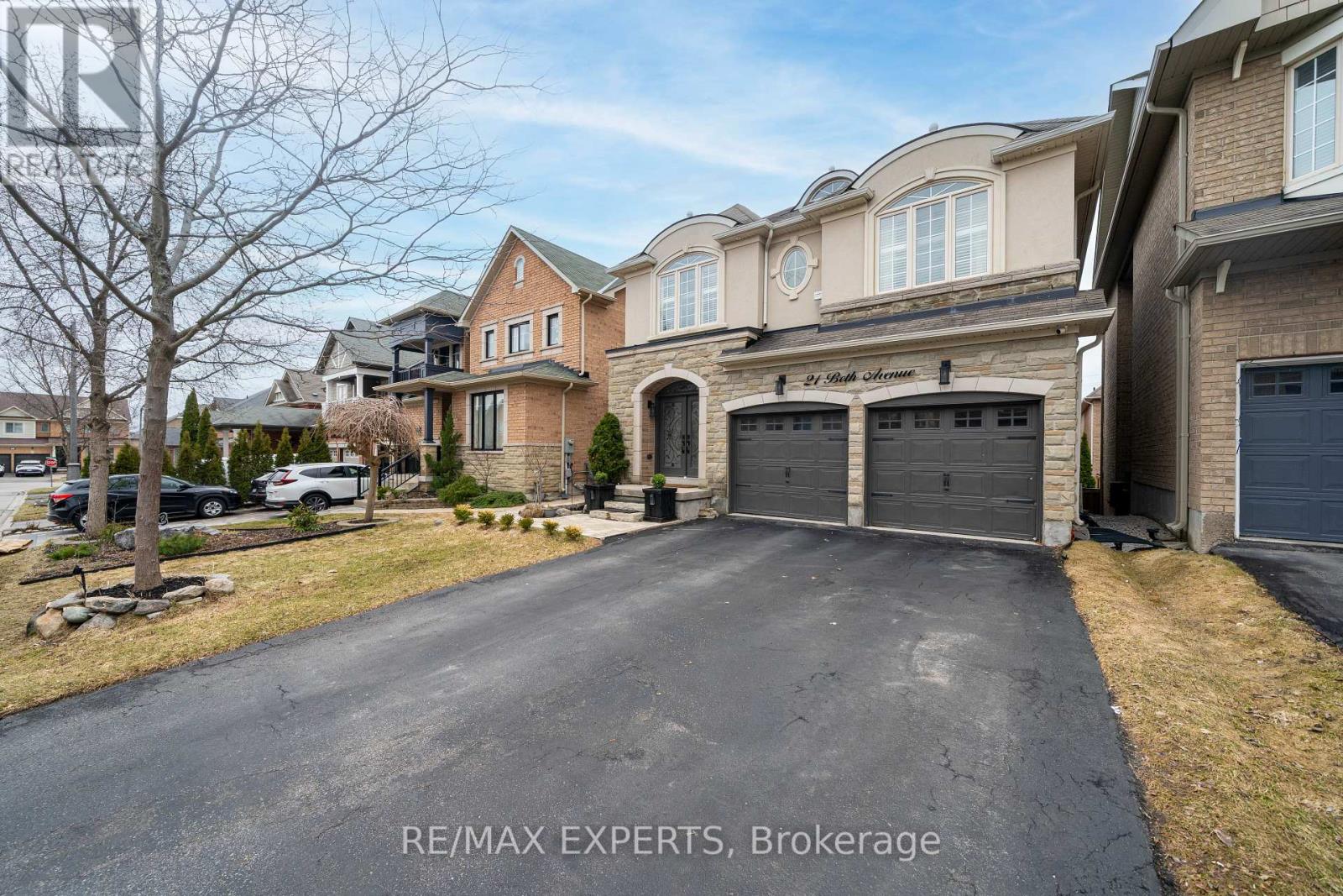 21 BETH AVENUE, Richmond Hill (Jefferson), Ontario, L4E0J8 — Photo 2