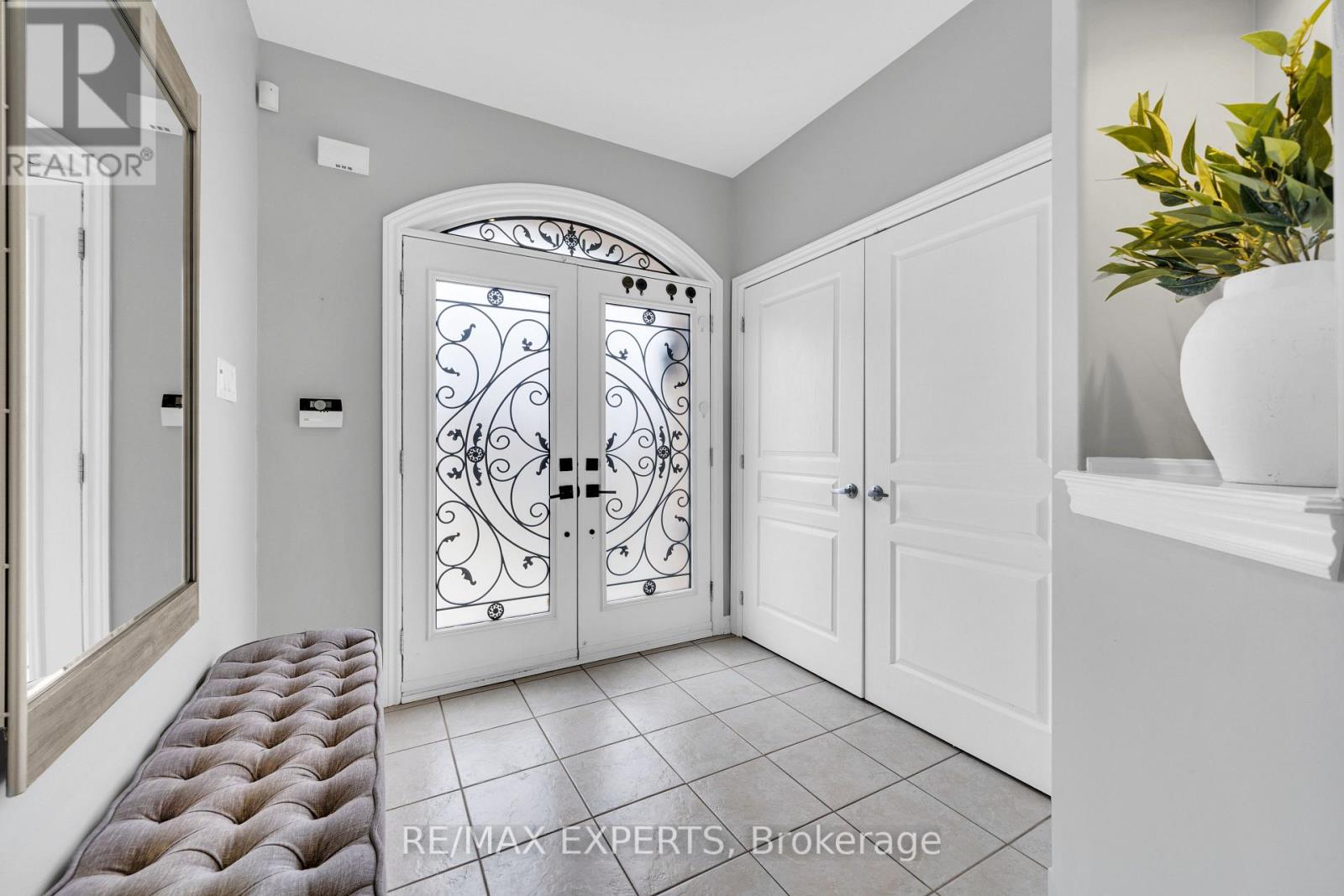 21 BETH AVENUE, Richmond Hill (Jefferson), Ontario, L4E0J8 — Photo 4