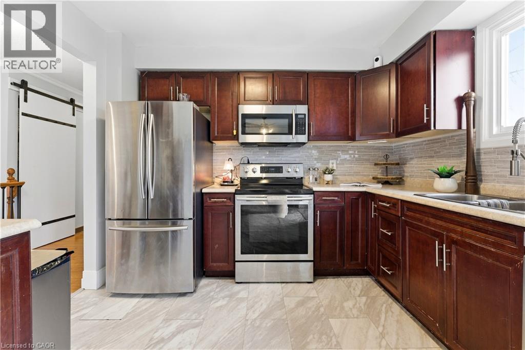 86 SUGAR MAPLE Street, Kitchener, Ontario, N2N1X7 — Photo 6