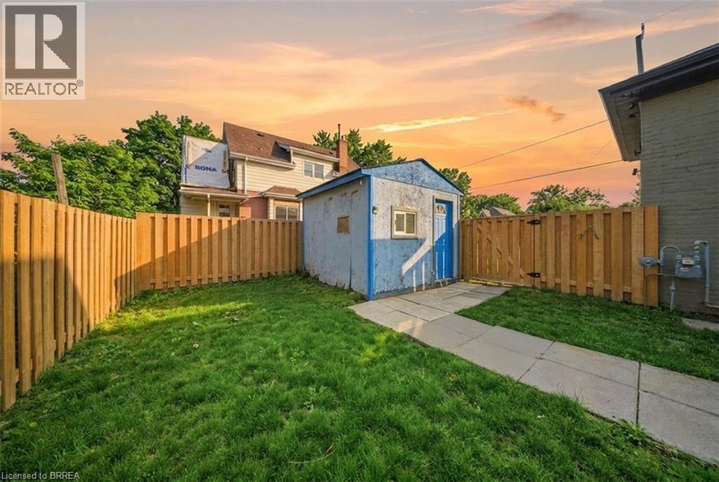 62 WALNUT Street, Brantford, Ontario, N3T1H2 — Photo 18