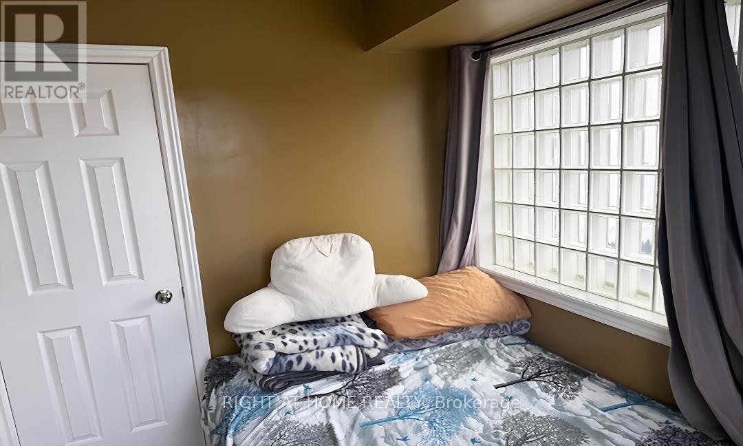 212 - 870 JANE STREET, Toronto (Rockcliffe-Smythe), Ontario, M6N4C2 — Photo 8