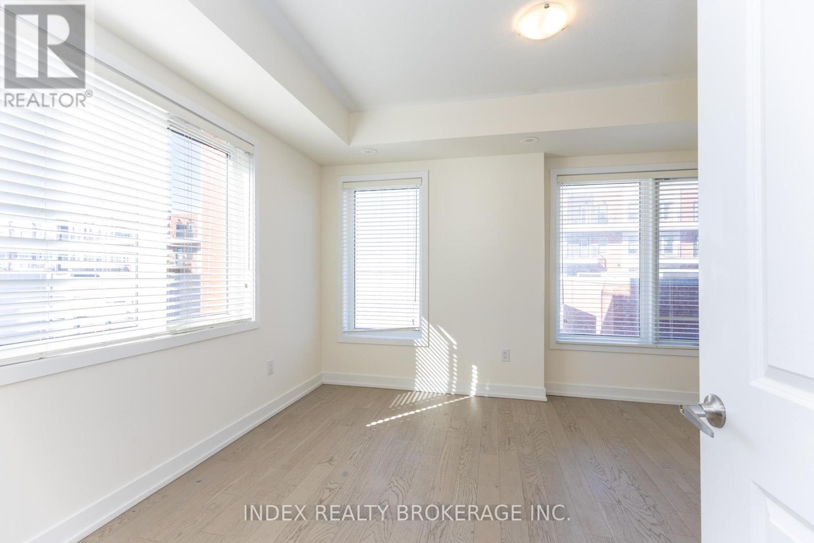 82 WILLIAM DUNCAN ROAD, Toronto (Downsview-Roding-CFB), Ontario, M3K0B7 — Photo 15