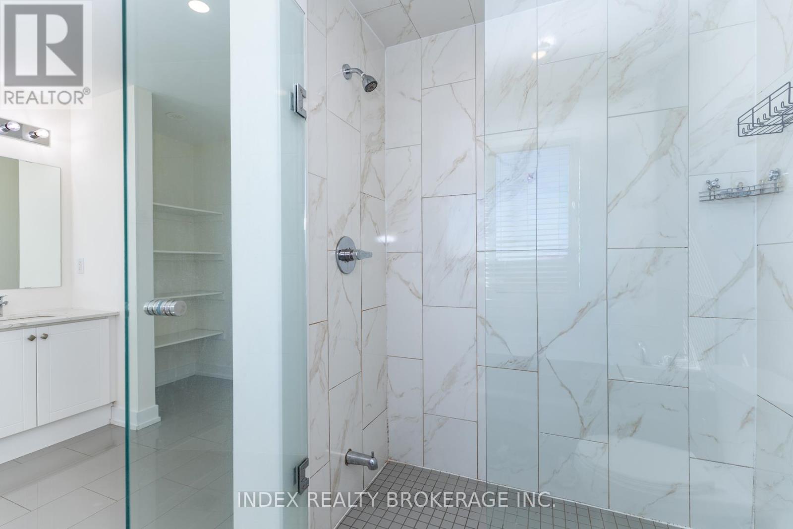 82 WILLIAM DUNCAN ROAD, Toronto (Downsview-Roding-CFB), Ontario, M3K0B7 — Photo 45
