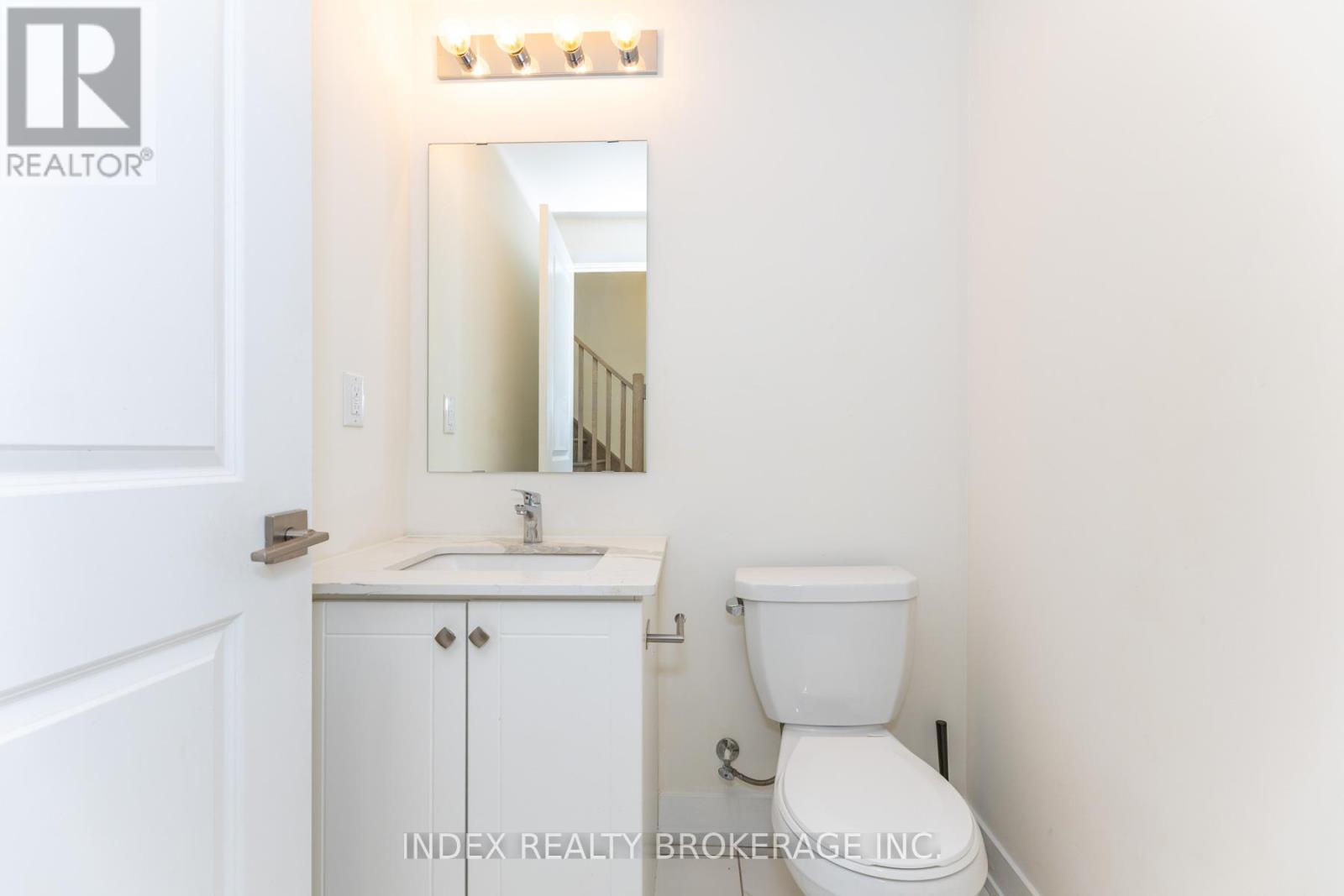 82 WILLIAM DUNCAN ROAD, Toronto (Downsview-Roding-CFB), Ontario, M3K0B7 — Photo 6