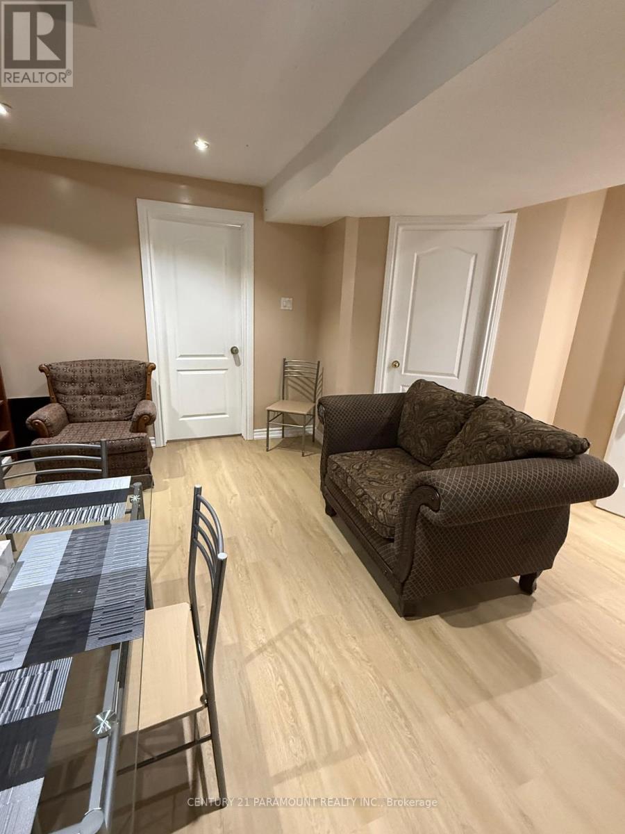 7275 VILLAGE WALK, Mississauga (Meadowvale Village), Ontario, L5W1V7 — Photo 5